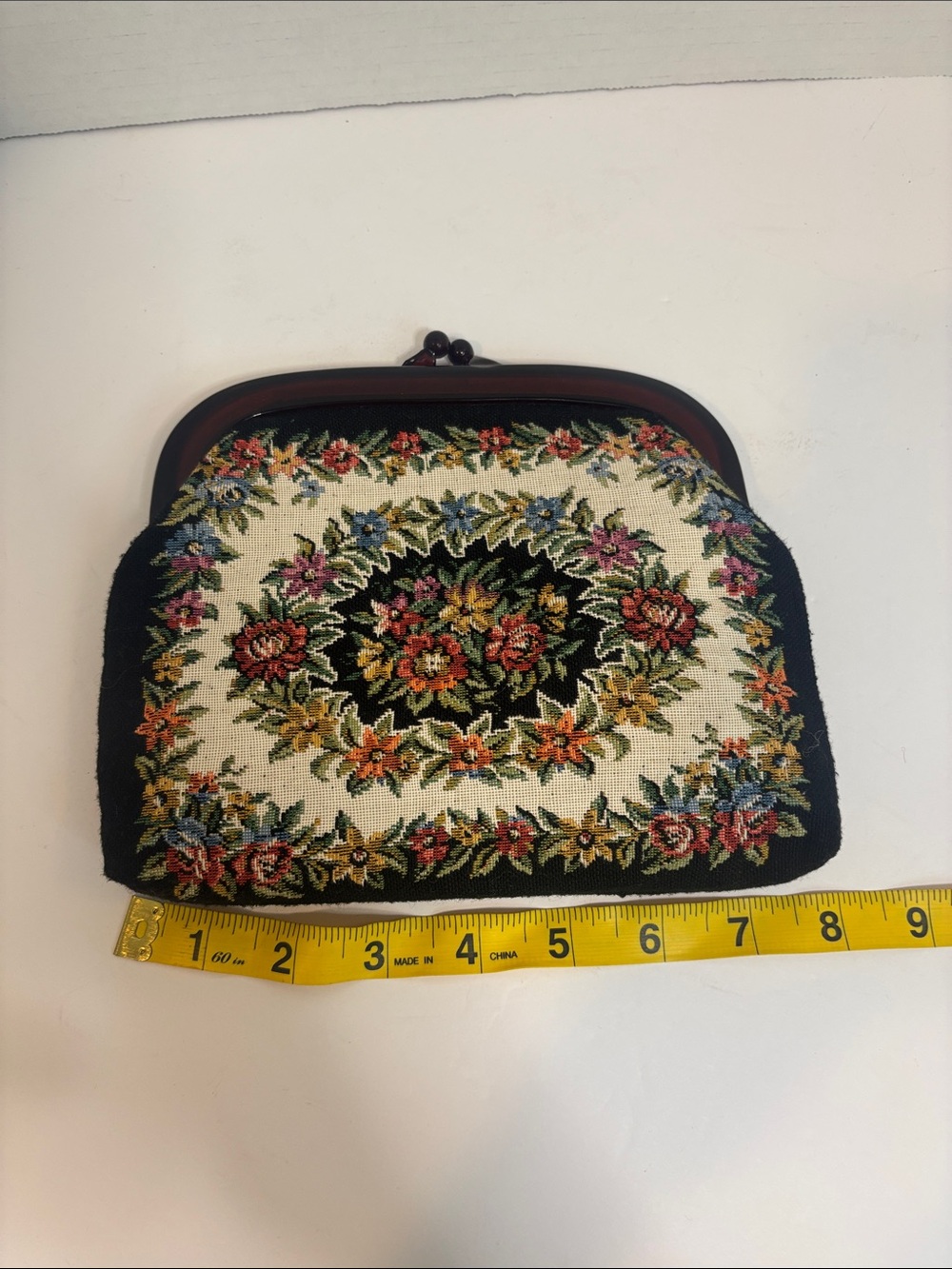 Vintage Style Handmade in Hong Kong Floral Tapestry Clutch Purse Black - Picture 7 of 8